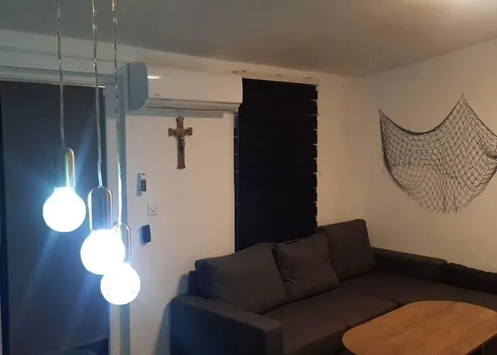 Kety Apartment Vir