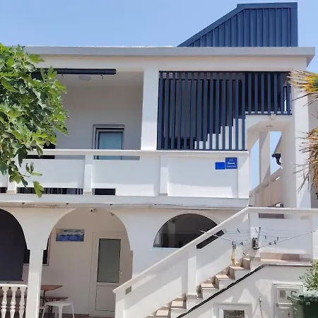 Kety Apartment Vir